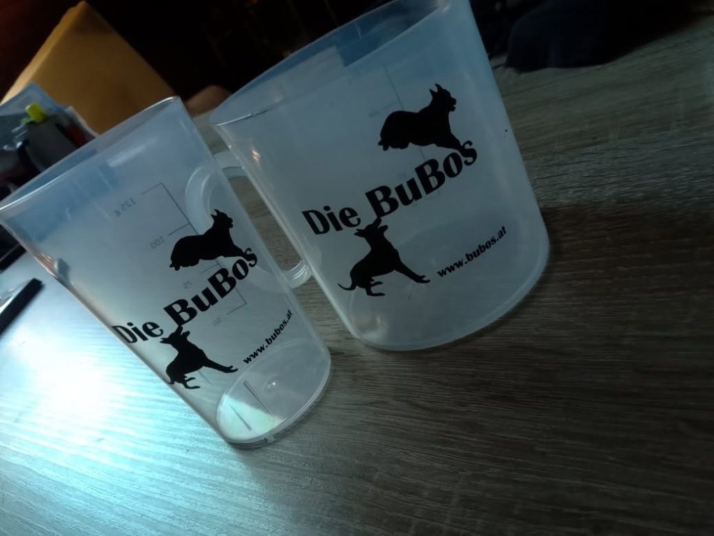 Messbecher